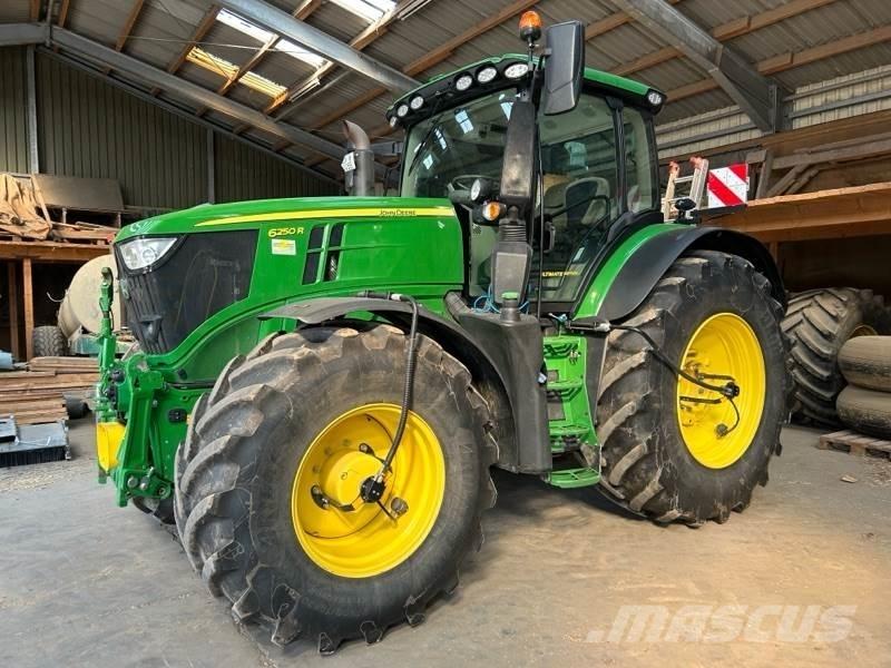 John Deere 6250R Traktörler