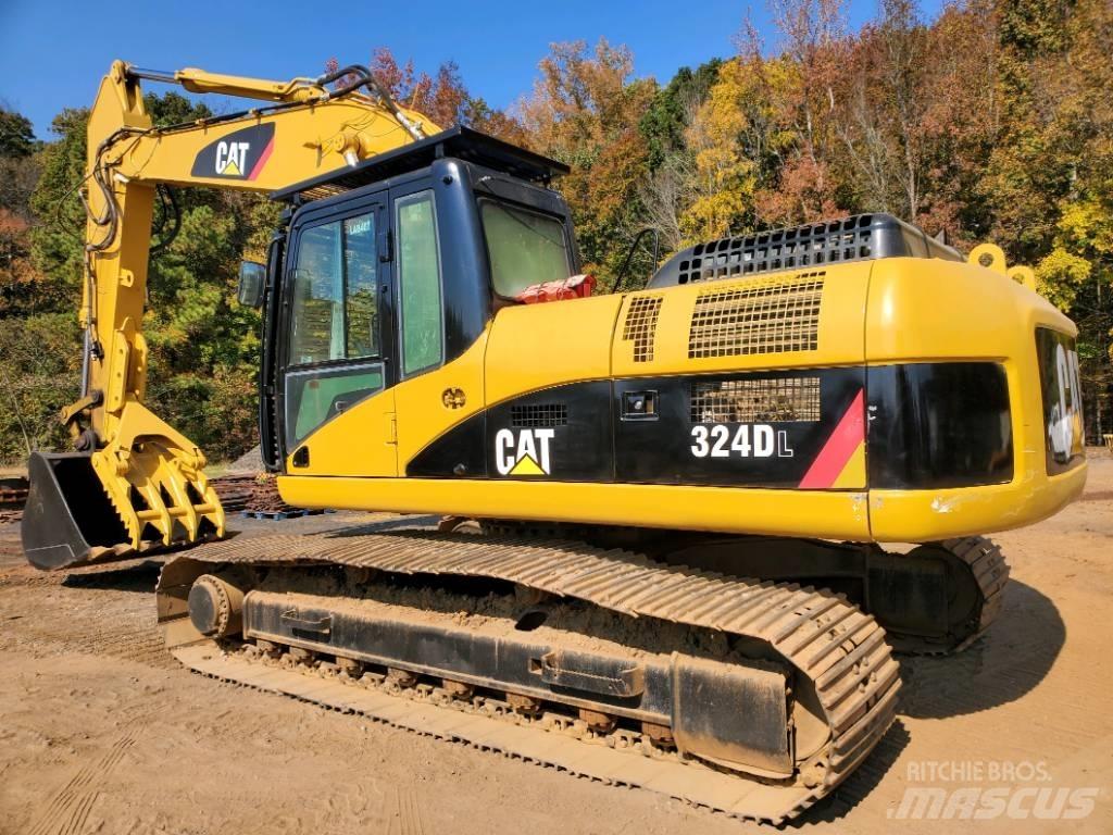 CAT 324D LC Paletli ekskavatörler