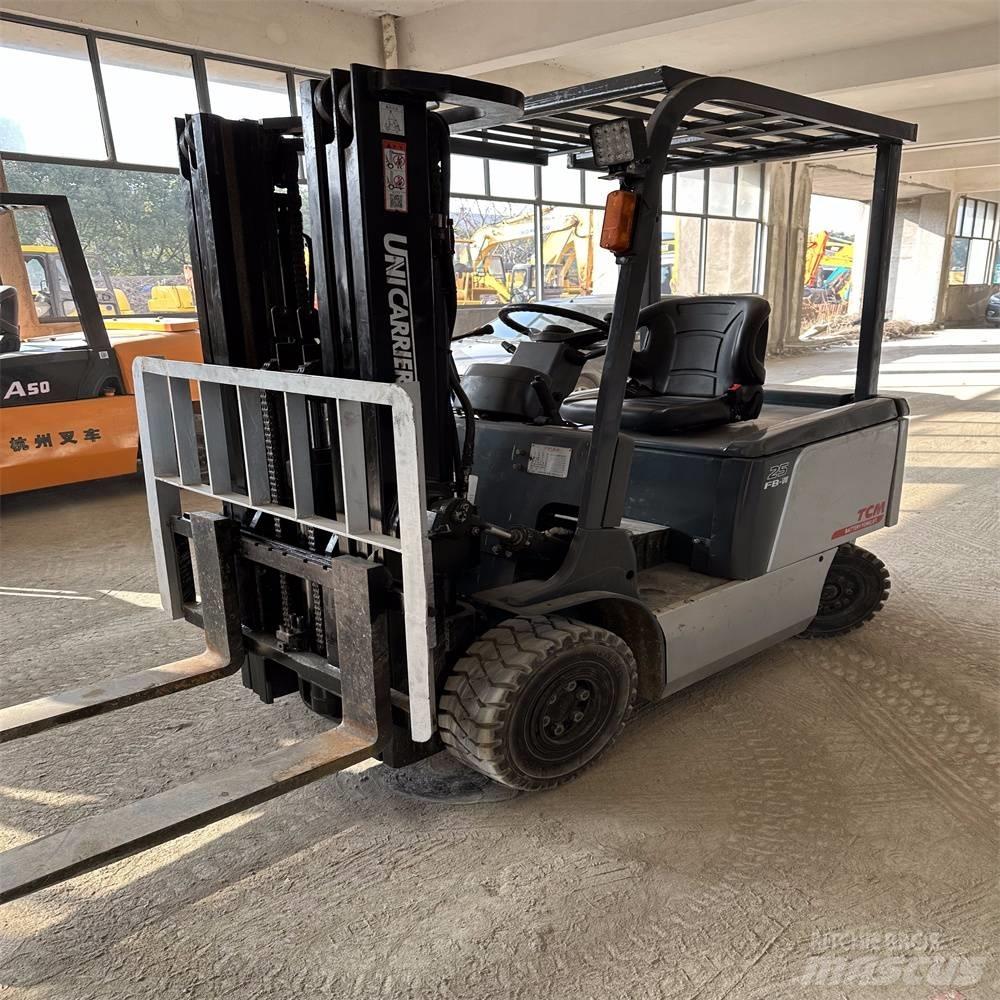 TCM FB25-7 Elektrikli forkliftler
