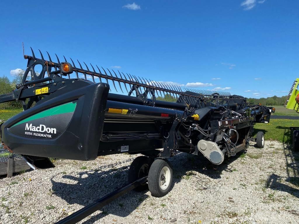 MacDon FD 75 Biçerdöver kafaları