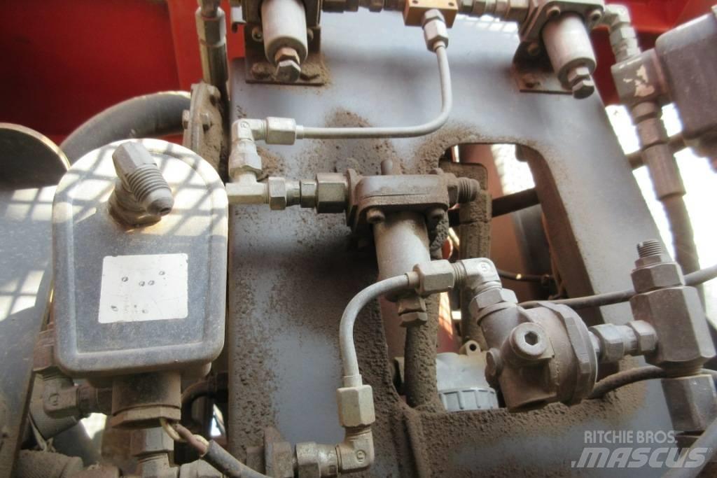 Sandvik DI 600 Sondaj kuleleri