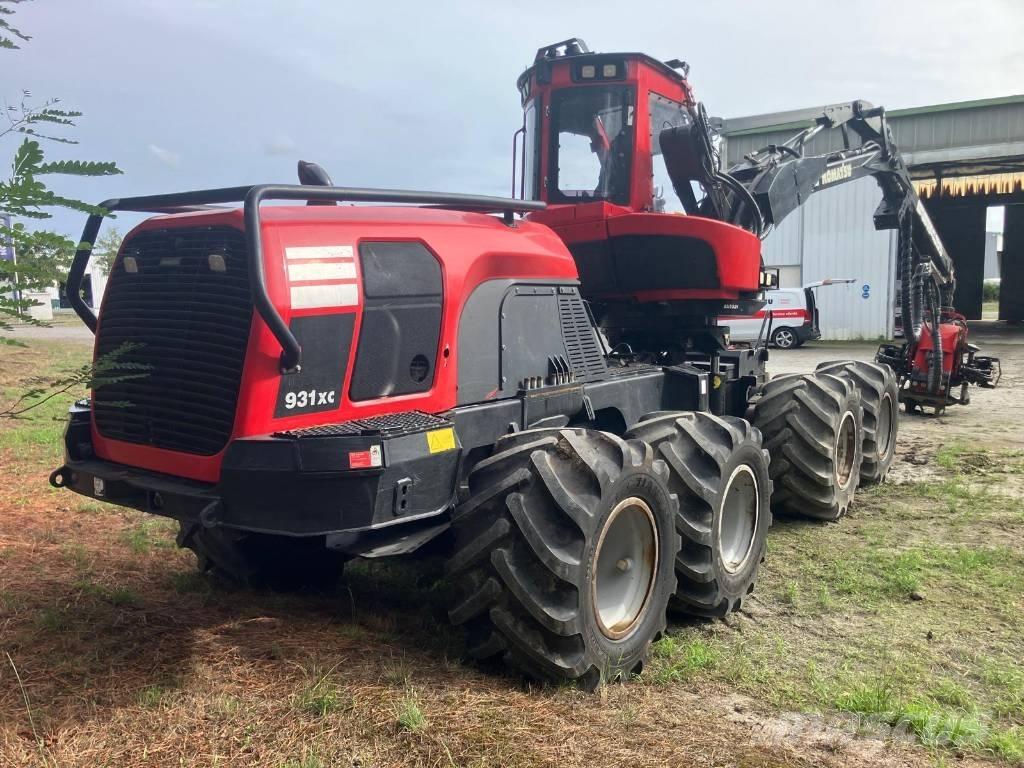 Komatsu 931 XC Biçerdöverler