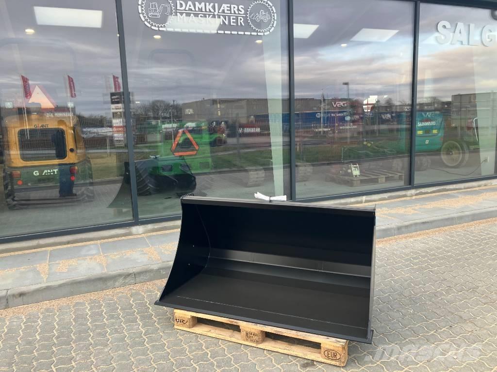 GiANT 452 Mini yükleyiciler