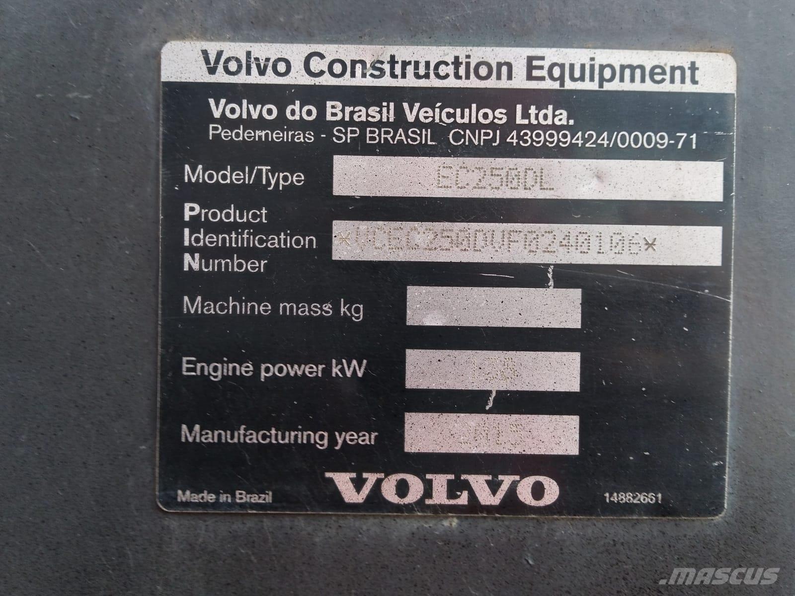 Volvo EC 250 D L Paletli ekskavatörler