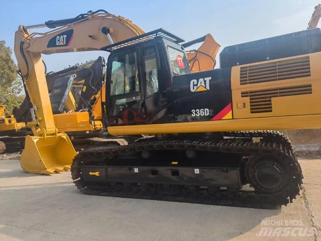 CAT 336 D2 Paletli ekskavatörler