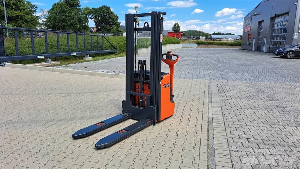 Linde L14C Yaya kumandali istif makinasi