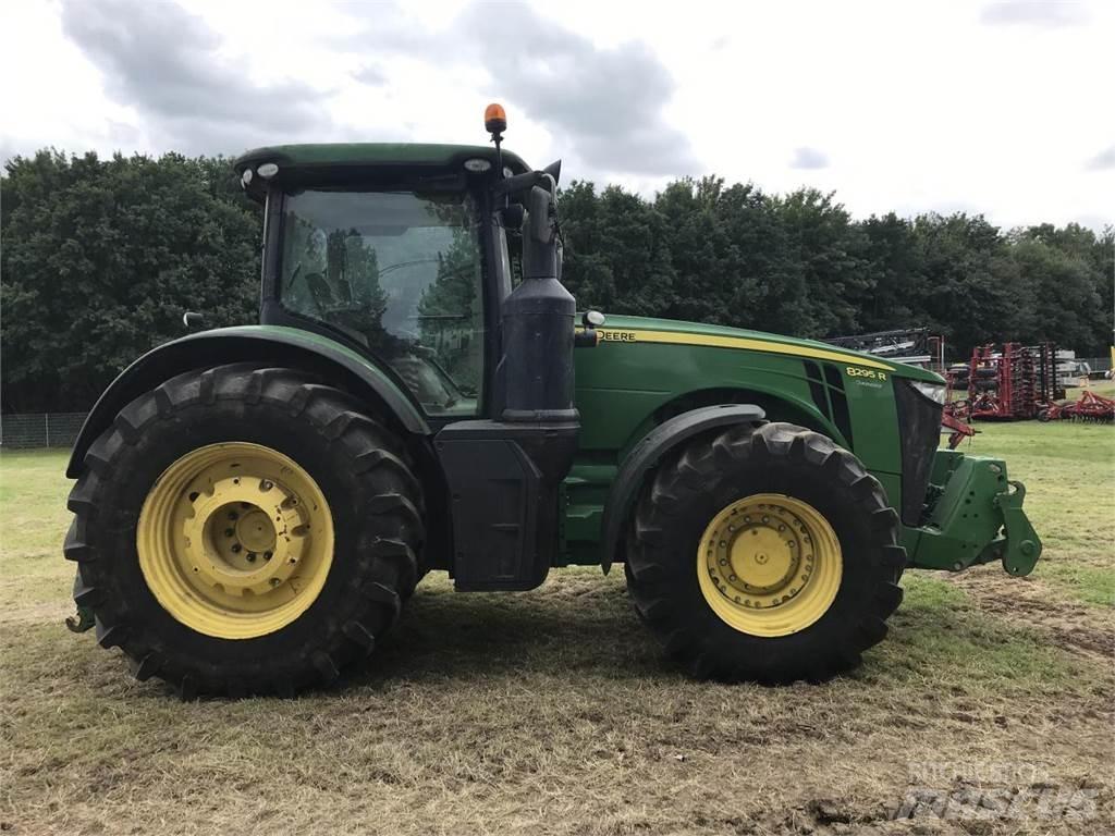 John Deere 8295R Traktörler
