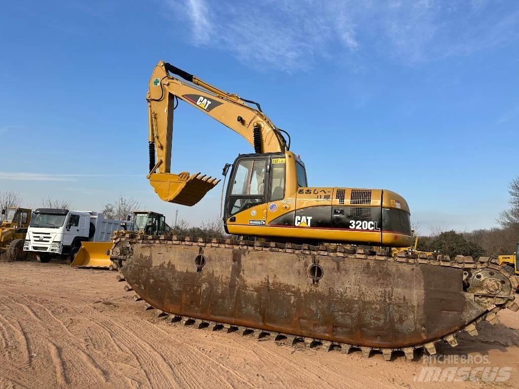 CAT 320 C L Amfibi Ekskavatörler