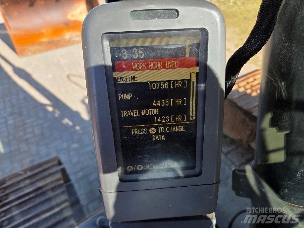 CAT 324DL Paletli ekskavatörler