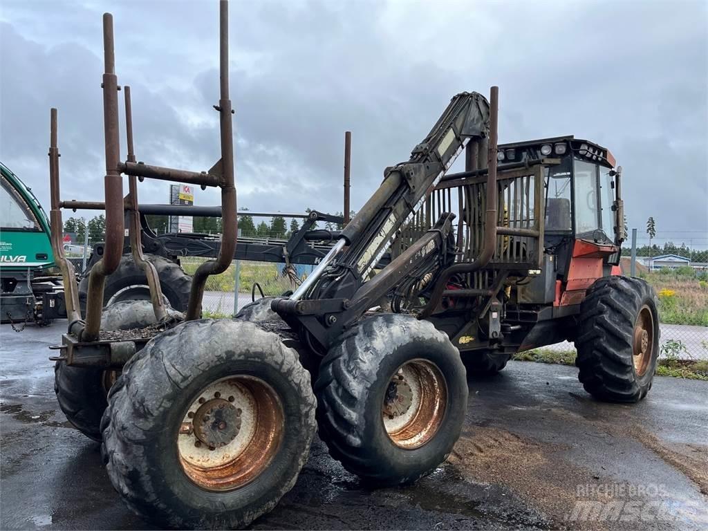 Valmet 836 Tomruk yükleyici traktörler