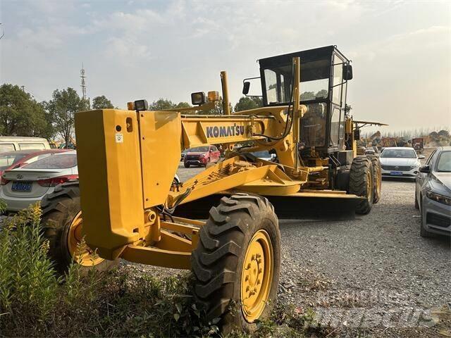 Komatsu GD655 Greyderler