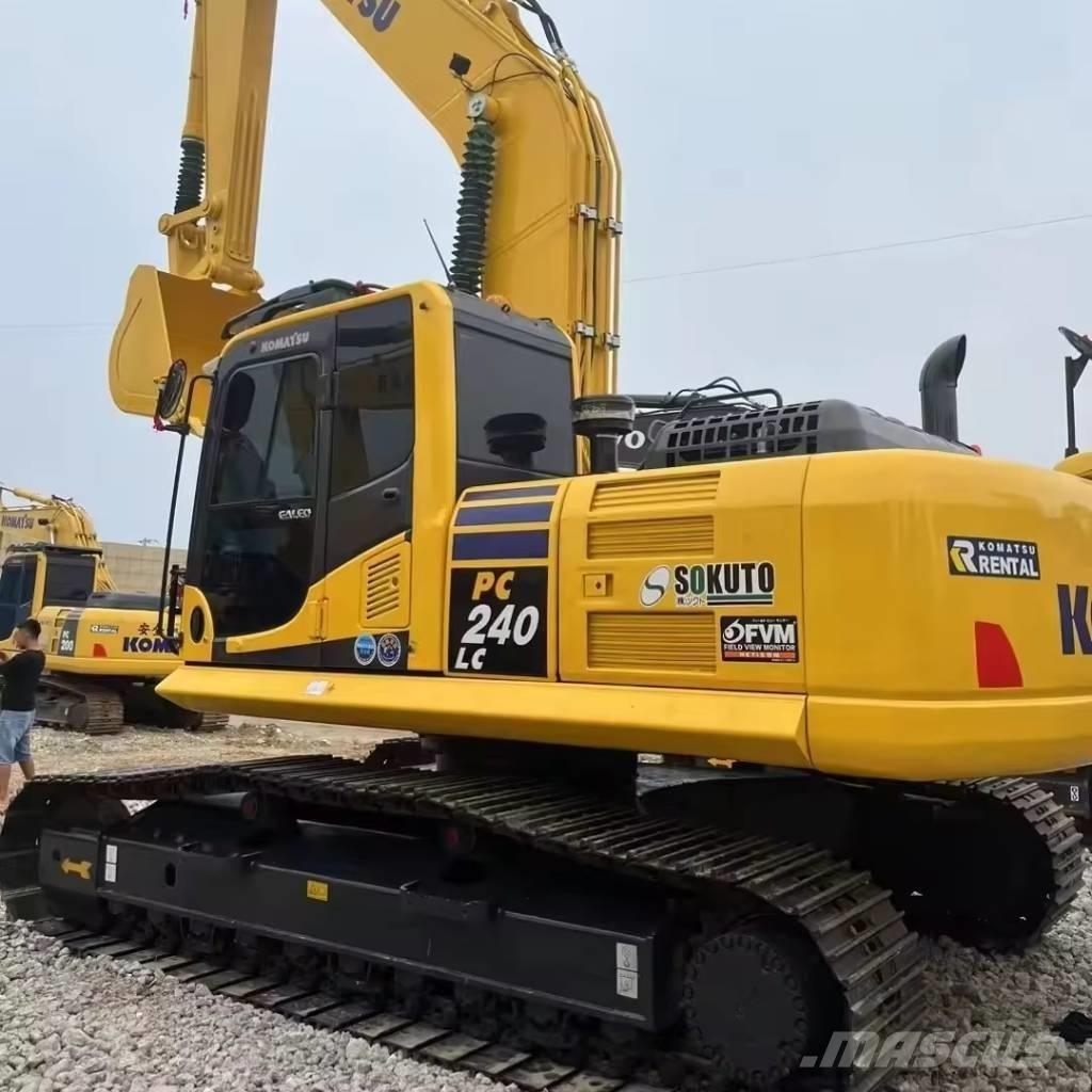 Komatsu PC 240 Paletli ekskavatörler
