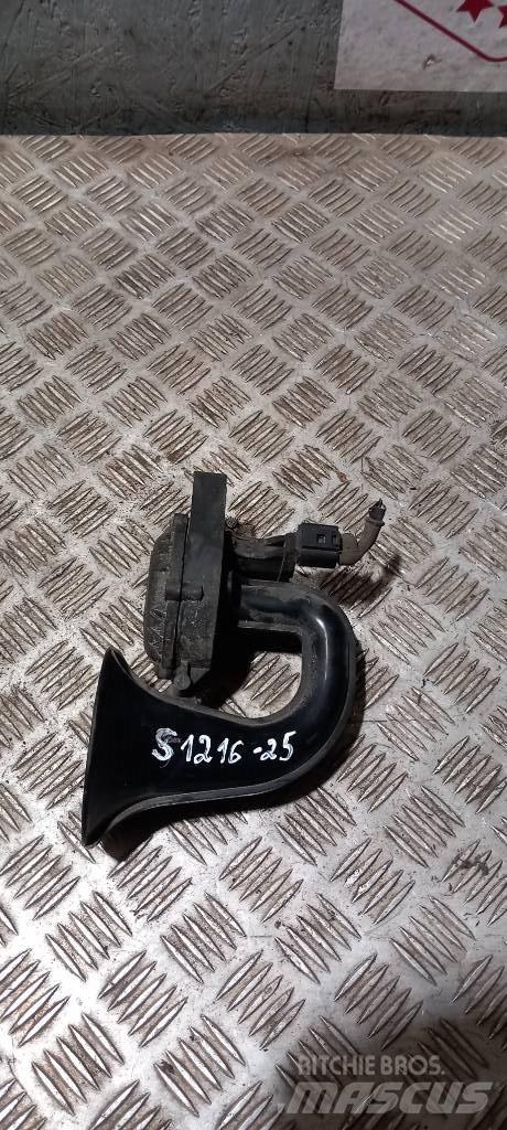 Scania R 4401936103 Kabinler