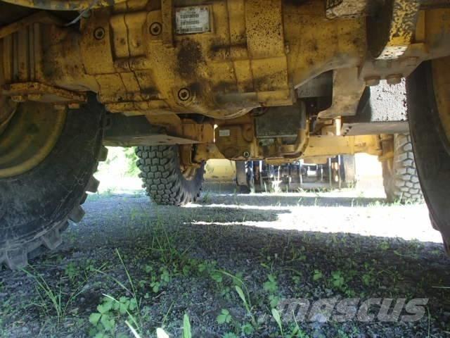 DEERE 410J Kazıcı yükleyiciler - beko loder