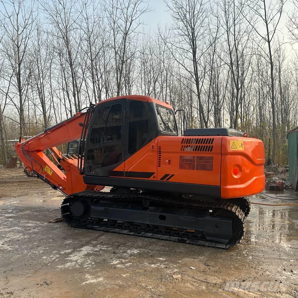 Doosan DX140 Paletli ekskavatörler