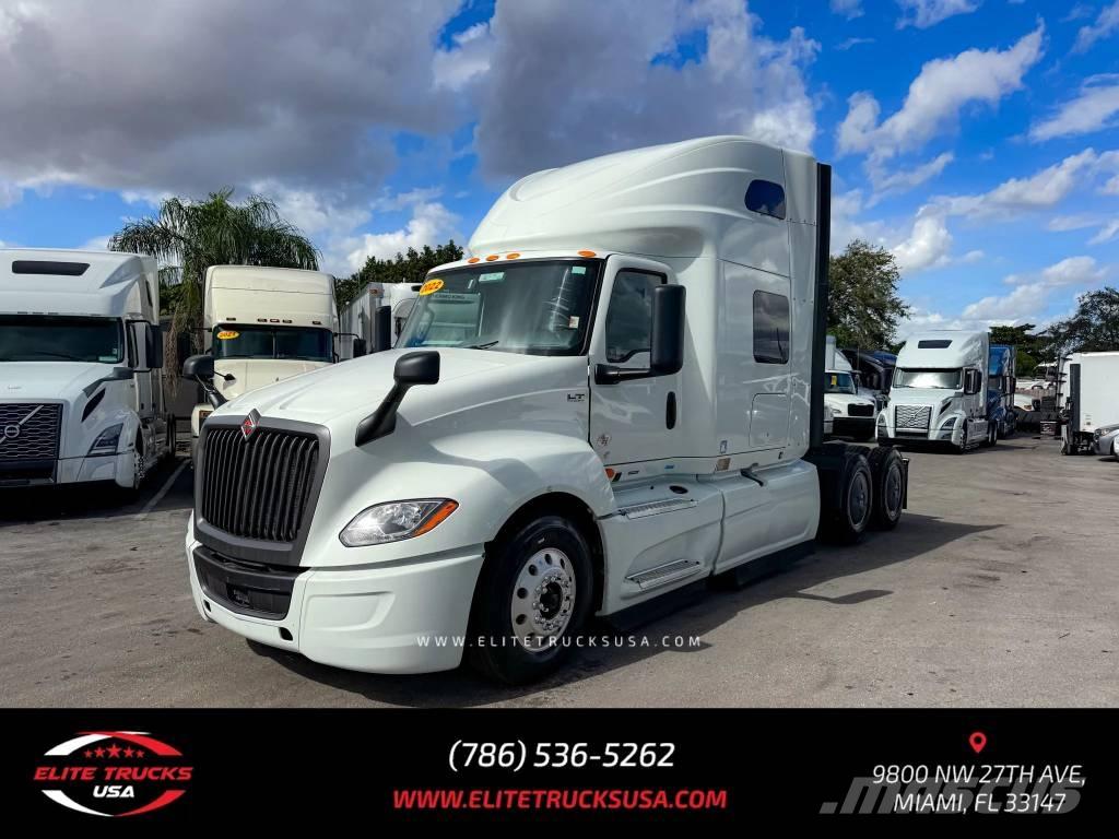 International LT Diger kamyonlar