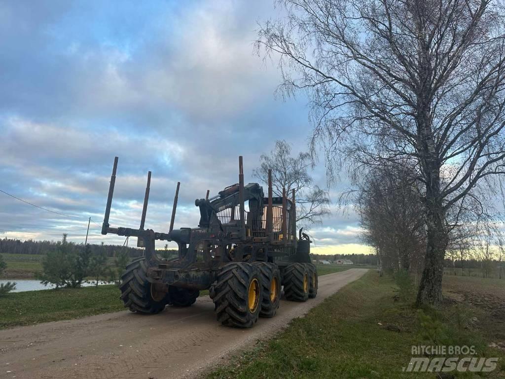 Ponsse Buffalo 8W Tomruk yükleyici traktörler