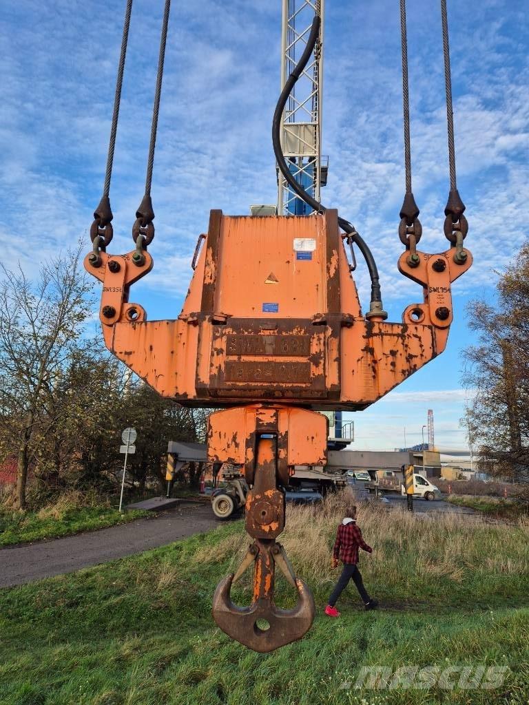 Liebherr LHM 250 Liman vinçleri