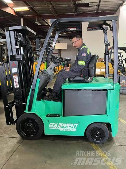 Mitsubishi FBC25 Elektrikli forkliftler