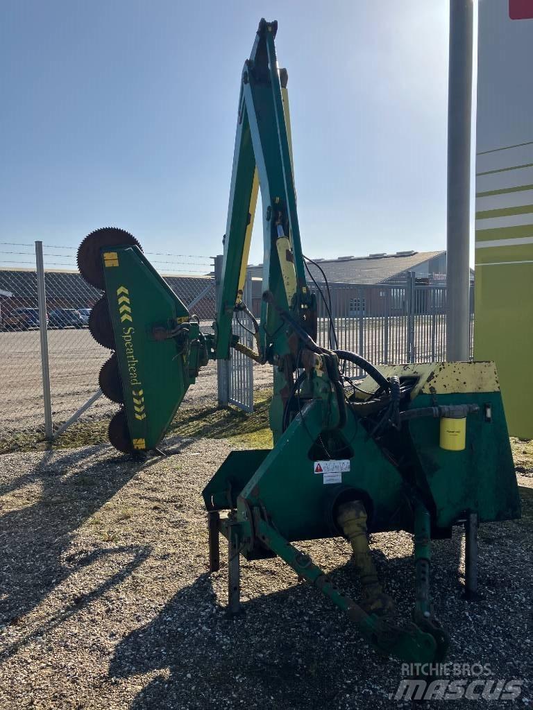 Spearhead Twiga 6000 Mobil çim biçme makineleri