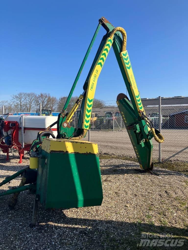 Spearhead Twiga 6000 Mobil çim biçme makineleri