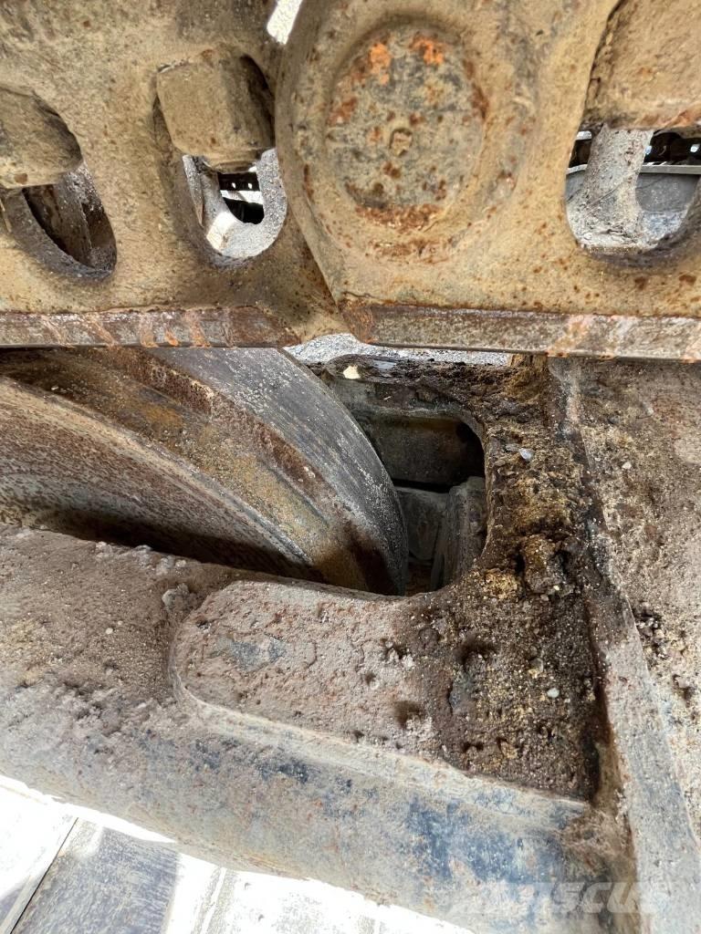 CAT 320 FL Paletli ekskavatörler