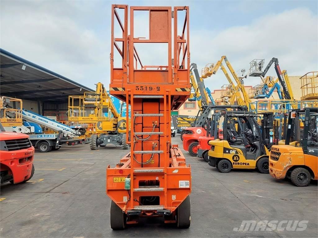 JLG 180 12 Makasli platformlar