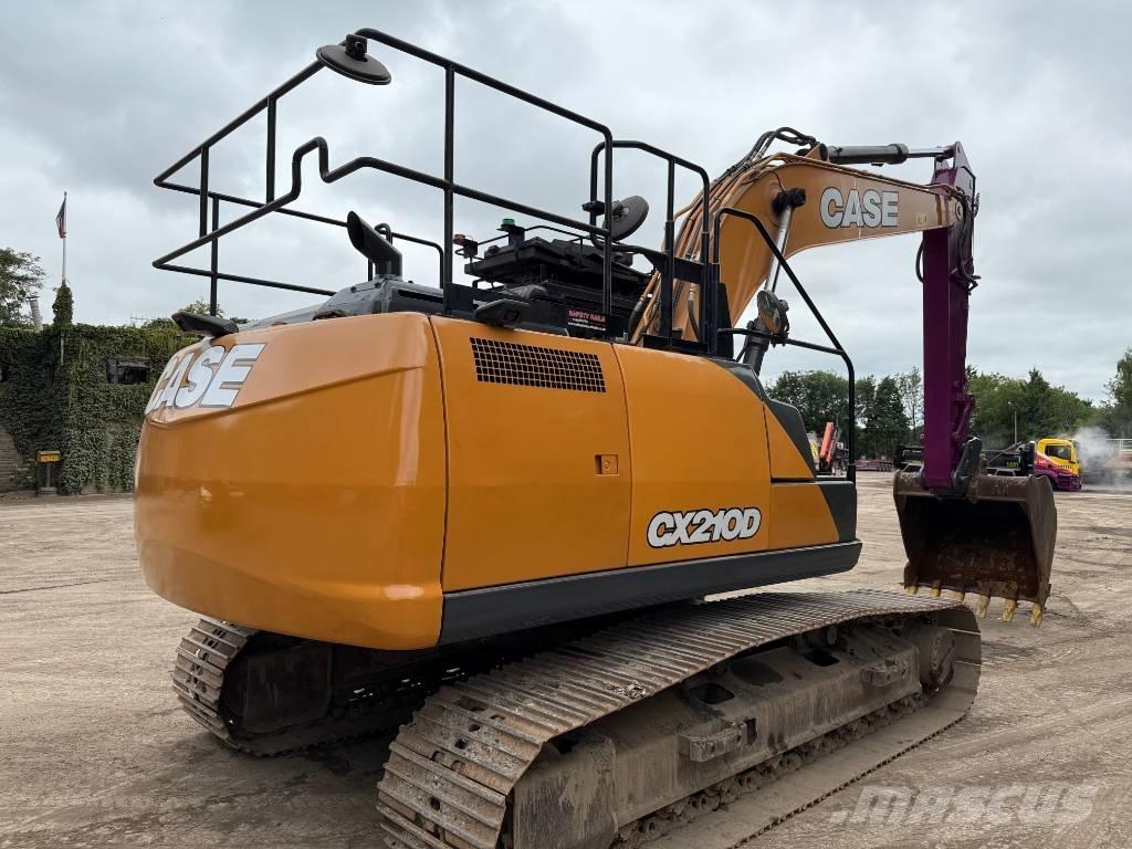 CASE CX 210 D Paletli ekskavatörler