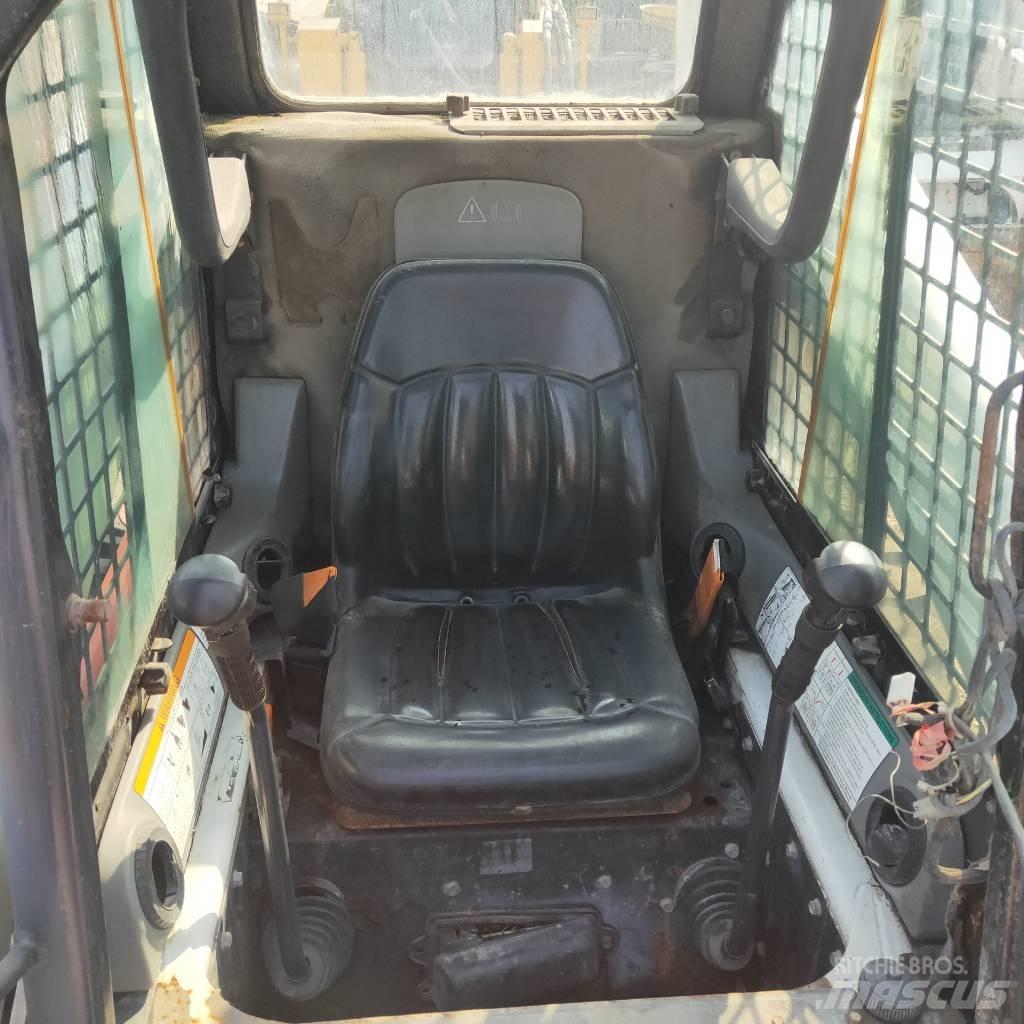 Bobcat S300 Skid steer loderler