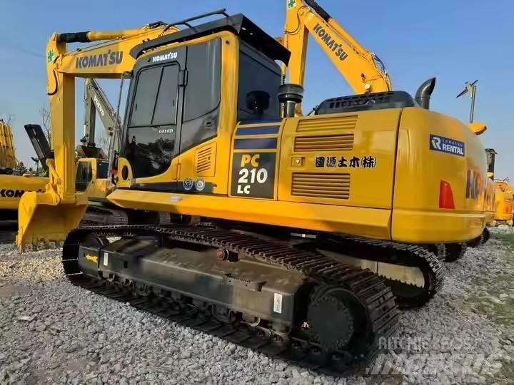 Komatsu PC210lc Paletli ekskavatörler