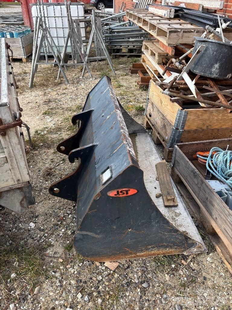 Kubota 4815 Teleskopik yükleyiciler