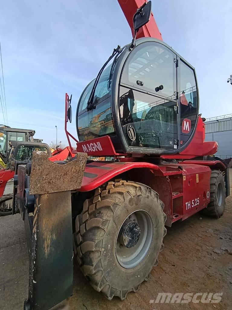 Magni RTH 5.25 Teleskopik yükleyiciler