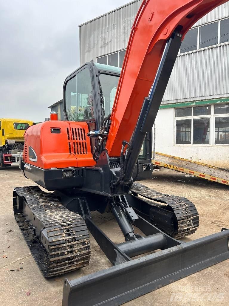 Doosan DX 60 Mini ekskavatörler, 7 tona dek