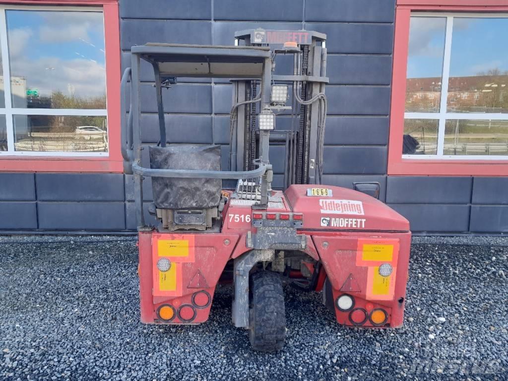 Moffett M4 25.3 NX Diger