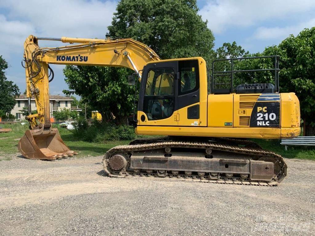 Komatsu PC 210 NLC-8 Paletli ekskavatörler