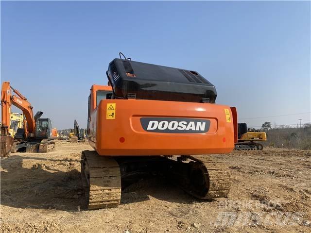 Doosan DH 300 Paletli ekskavatörler