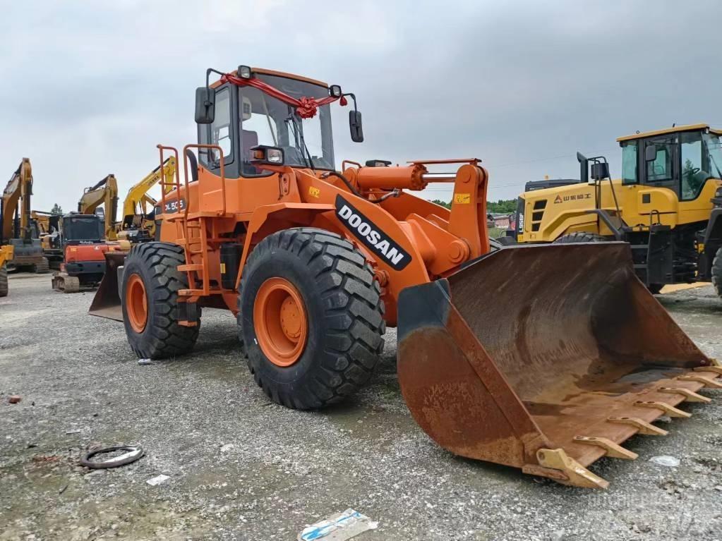 Doosan DL505 Tekerlekli yükleyiciler