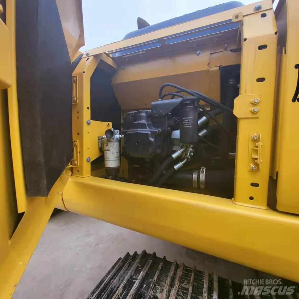 Komatsu PC 210 Paletli ekskavatörler