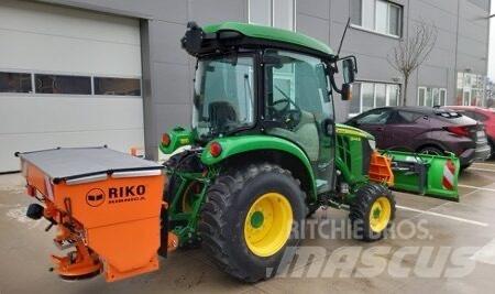 John Deere 3046 R Traktörler