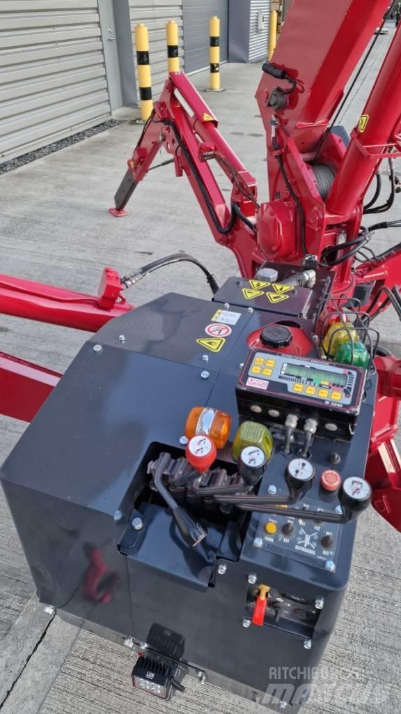 Unic URW 295 Mini vinçler