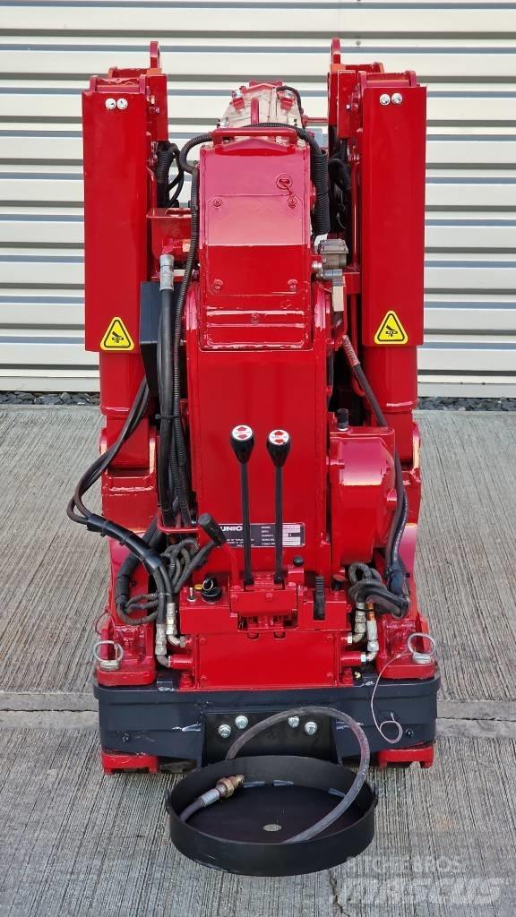 Unic URW 295 Mini vinçler