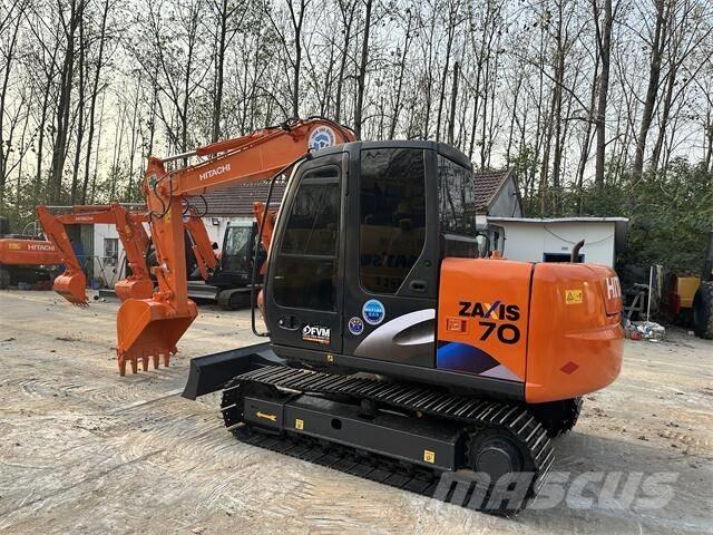 Hitachi ZX70 Paletli ekskavatörler