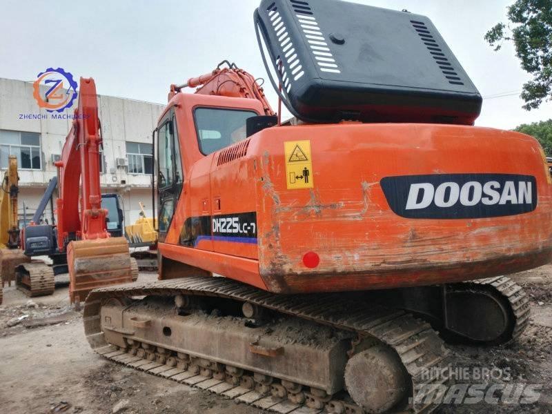 Doosan DH 225 LC-7 Paletli ekskavatörler
