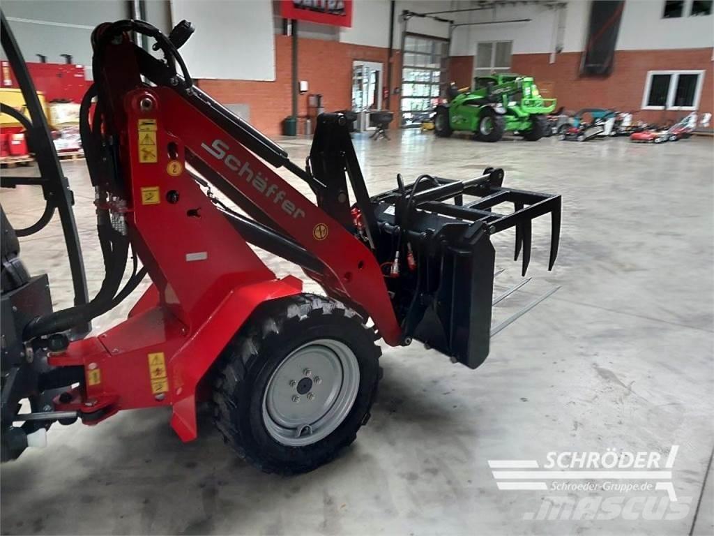 Schäffer 1622 Mini yükleyiciler