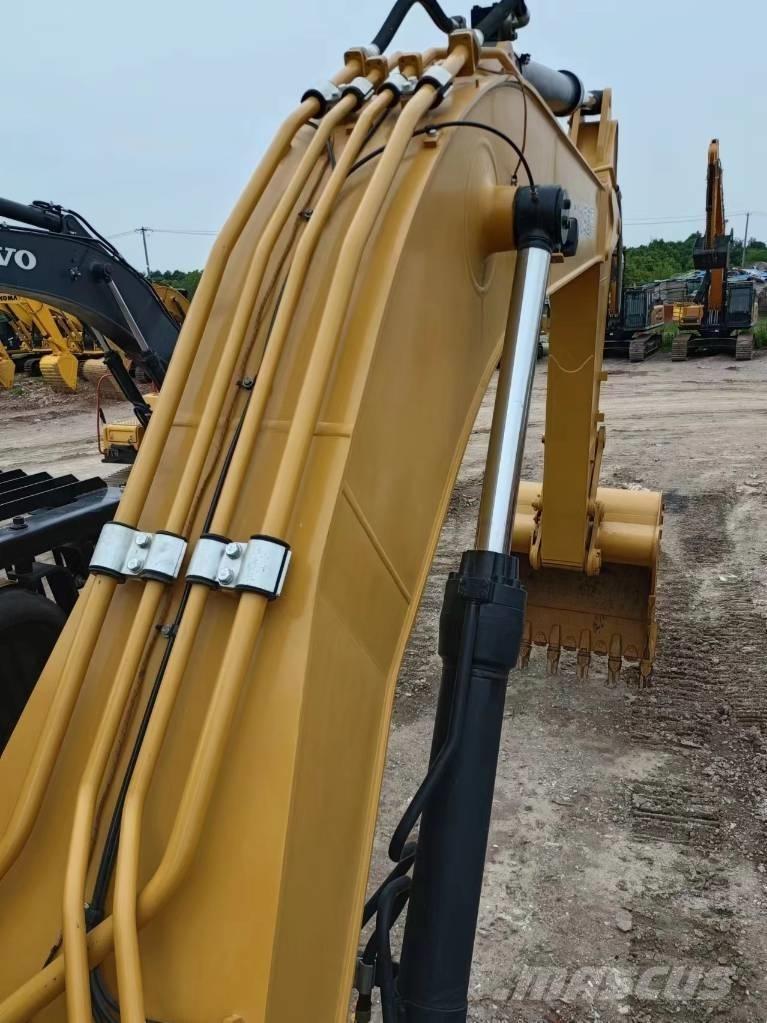 CAT 340 D L Paletli ekskavatörler