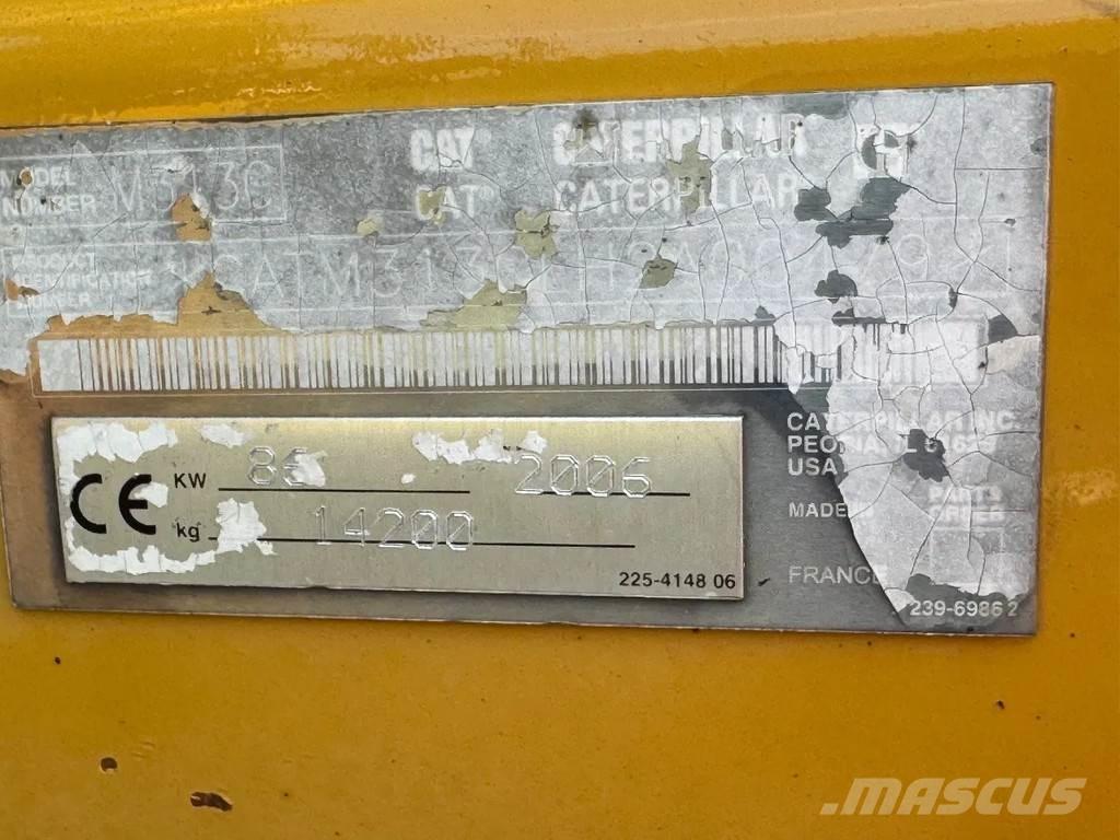 CAT M313C Lastik tekerli ekskavatörler