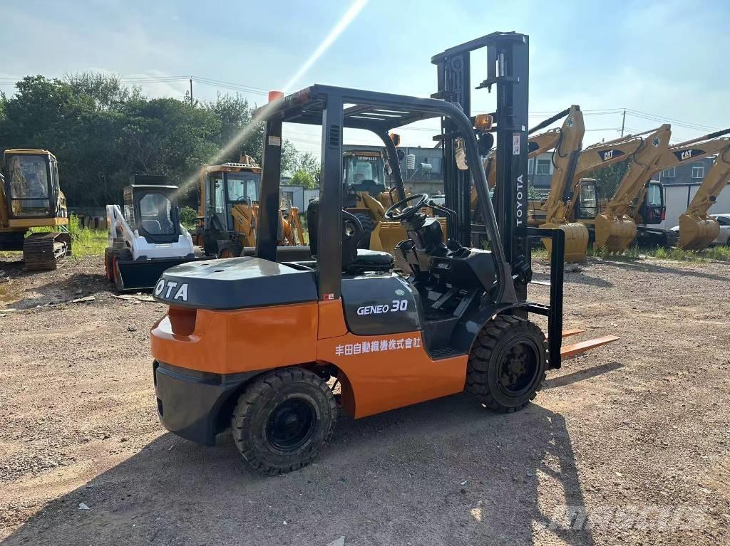 Toyota 30 forklift Dizel forkliftler