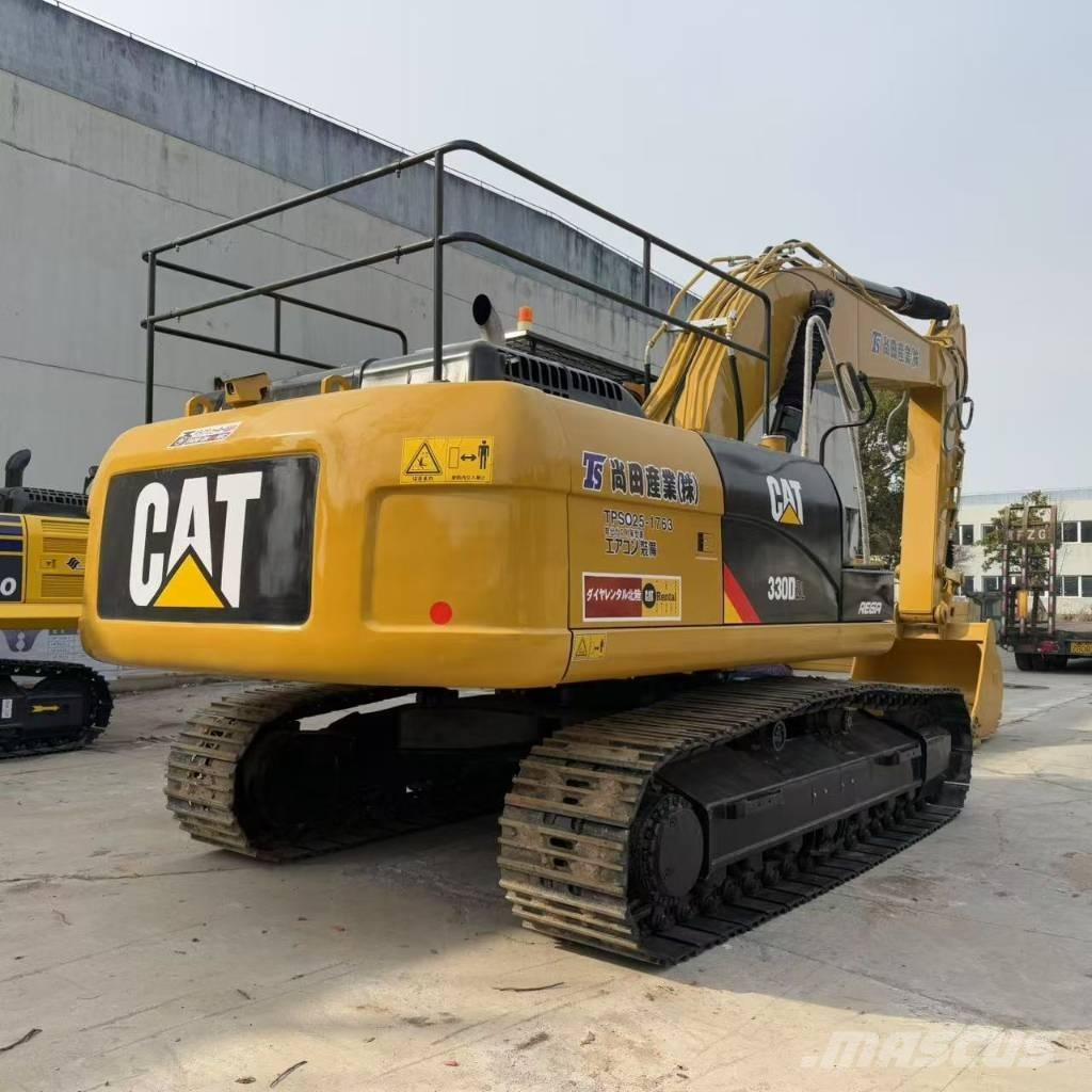 CAT 330 D2 Paletli ekskavatörler