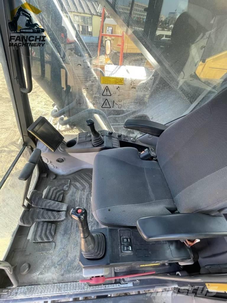 Volvo 950950EL Paletli ekskavatörler