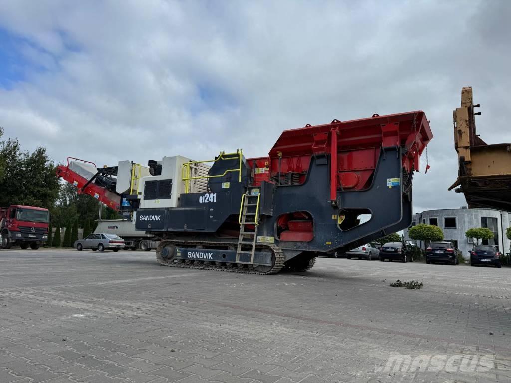 Sandvik QJ 241 Gezer kırıcılar
